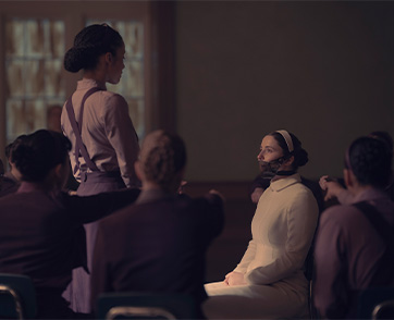เมื่อร่างกายของผู้หญิงกลายเป็นสมบัติของรัฐ “The Testaments” ซีรีส์ใหม่จาก Disney+ สตรีมครบ 7 ตอนพร้อมพากย์ไทยได้แล้ววันนี้